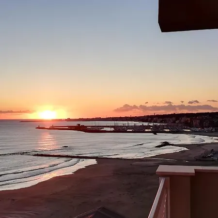 Apartment La Terrazza Sul Tirreno Nettuno