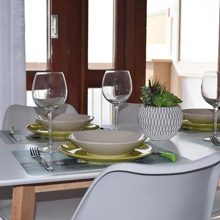 Apartment La Terrazza Sul Tirreno Nettuno