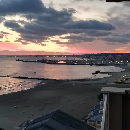 Apartment La Terrazza Sul Tirreno Nettuno